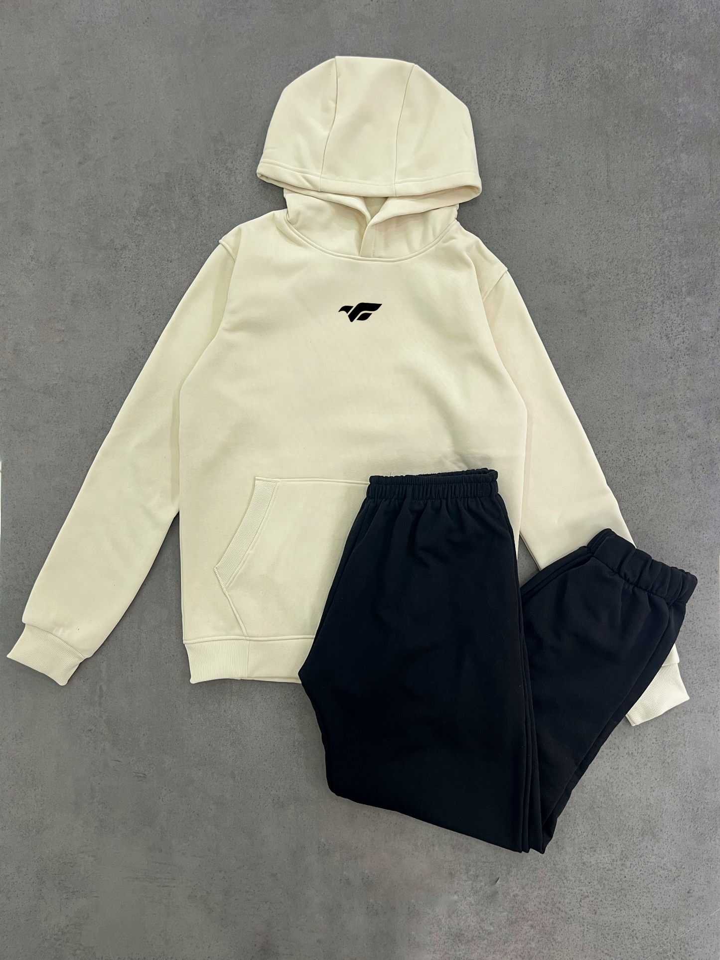 Ensemble Hoodie+Jogging